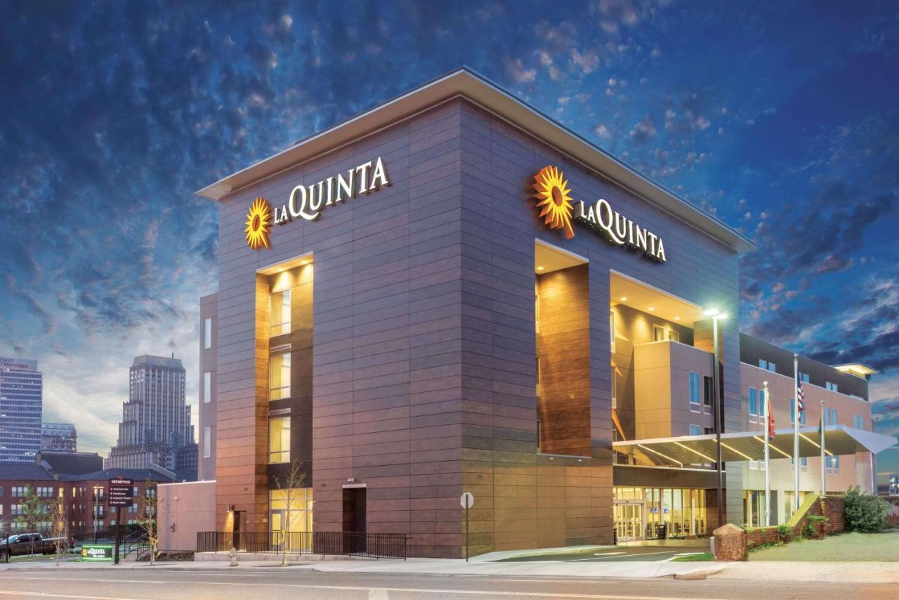 Hotel La Quinta By Wyndham Downtown 3*