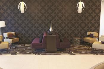 La Quinta By Wyndham Downtown Hotel